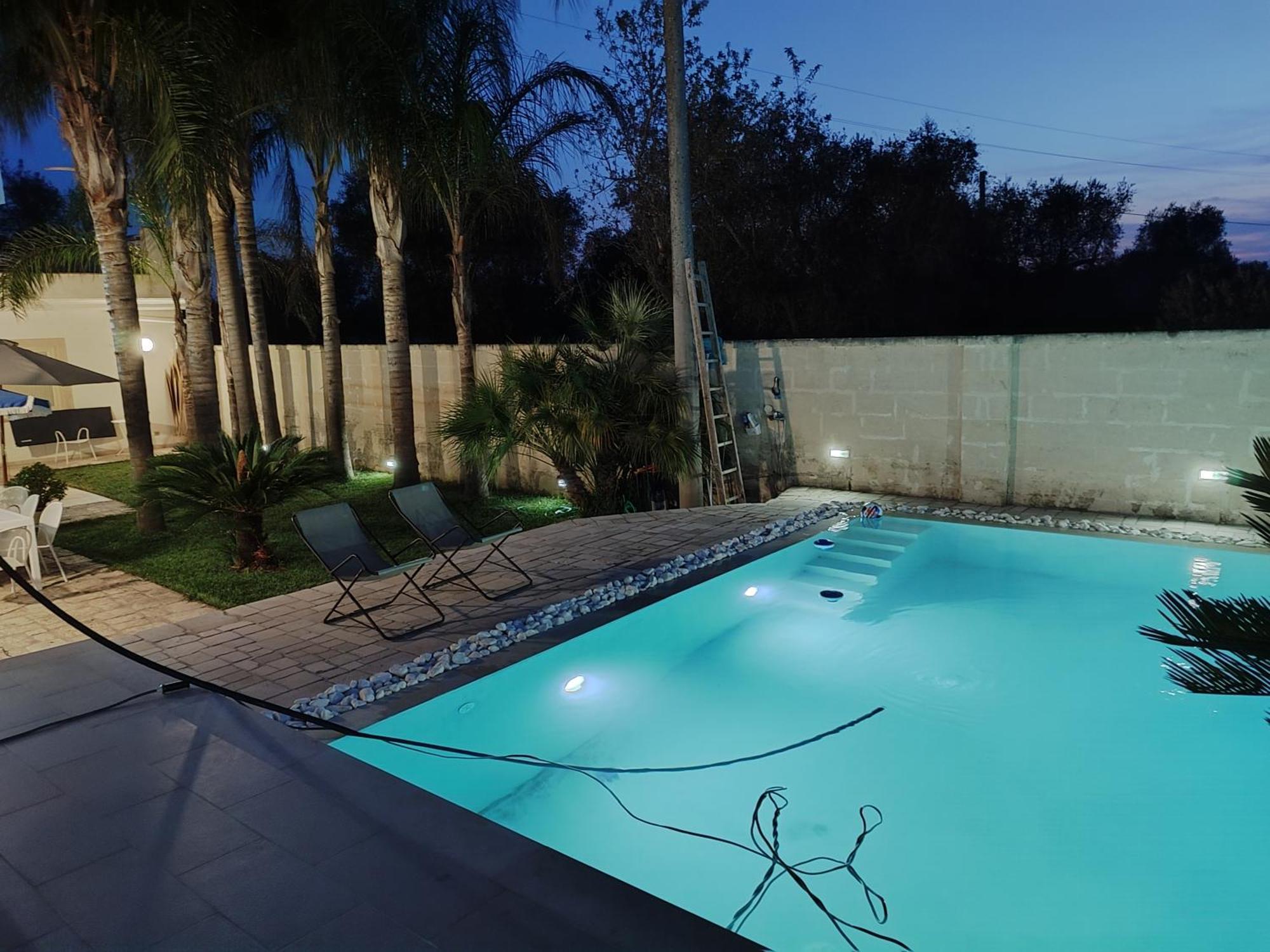 Villa Con Piscina Aria Di Sole Francavilla Fontana Exterior foto