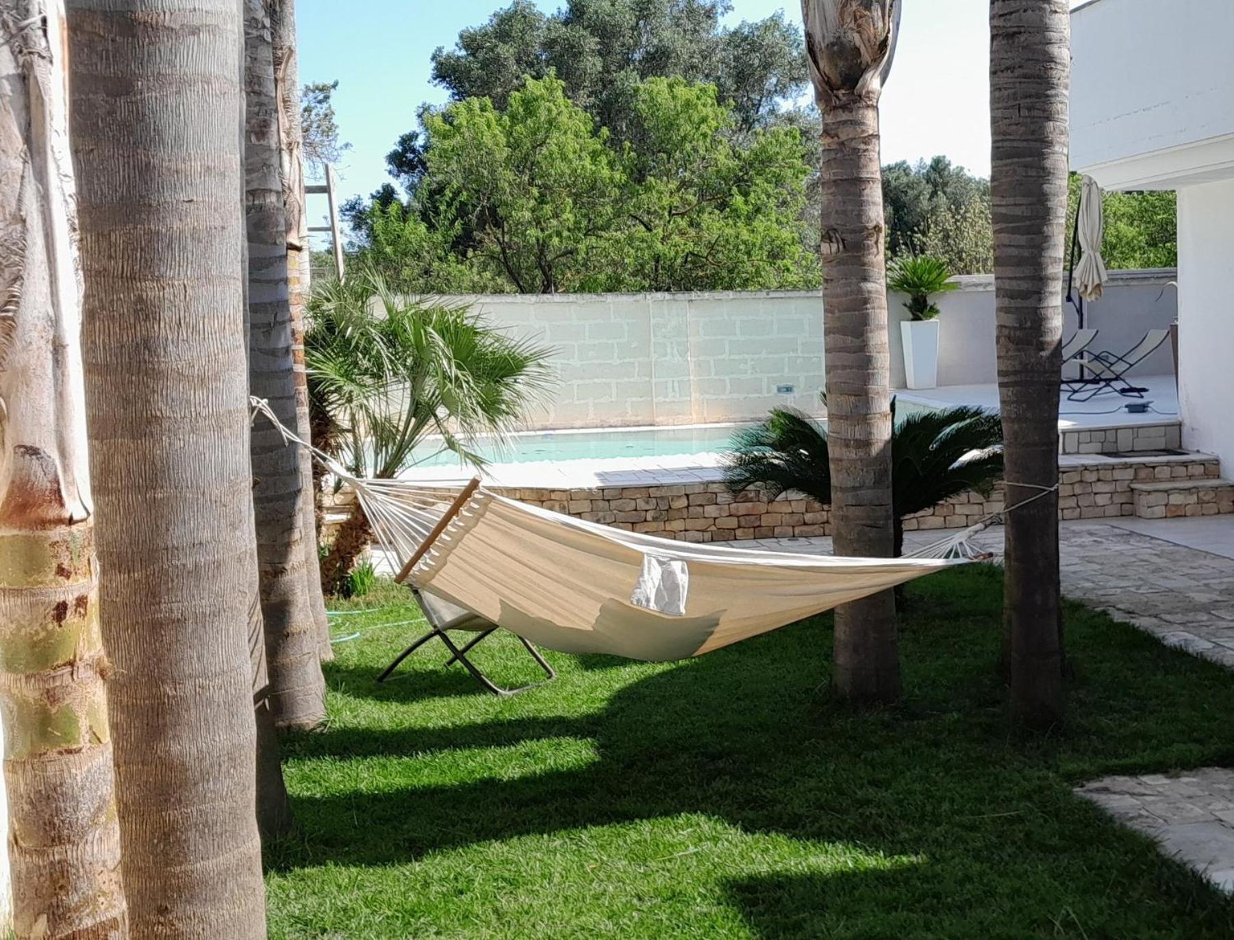 Villa Con Piscina Aria Di Sole Francavilla Fontana Exterior foto