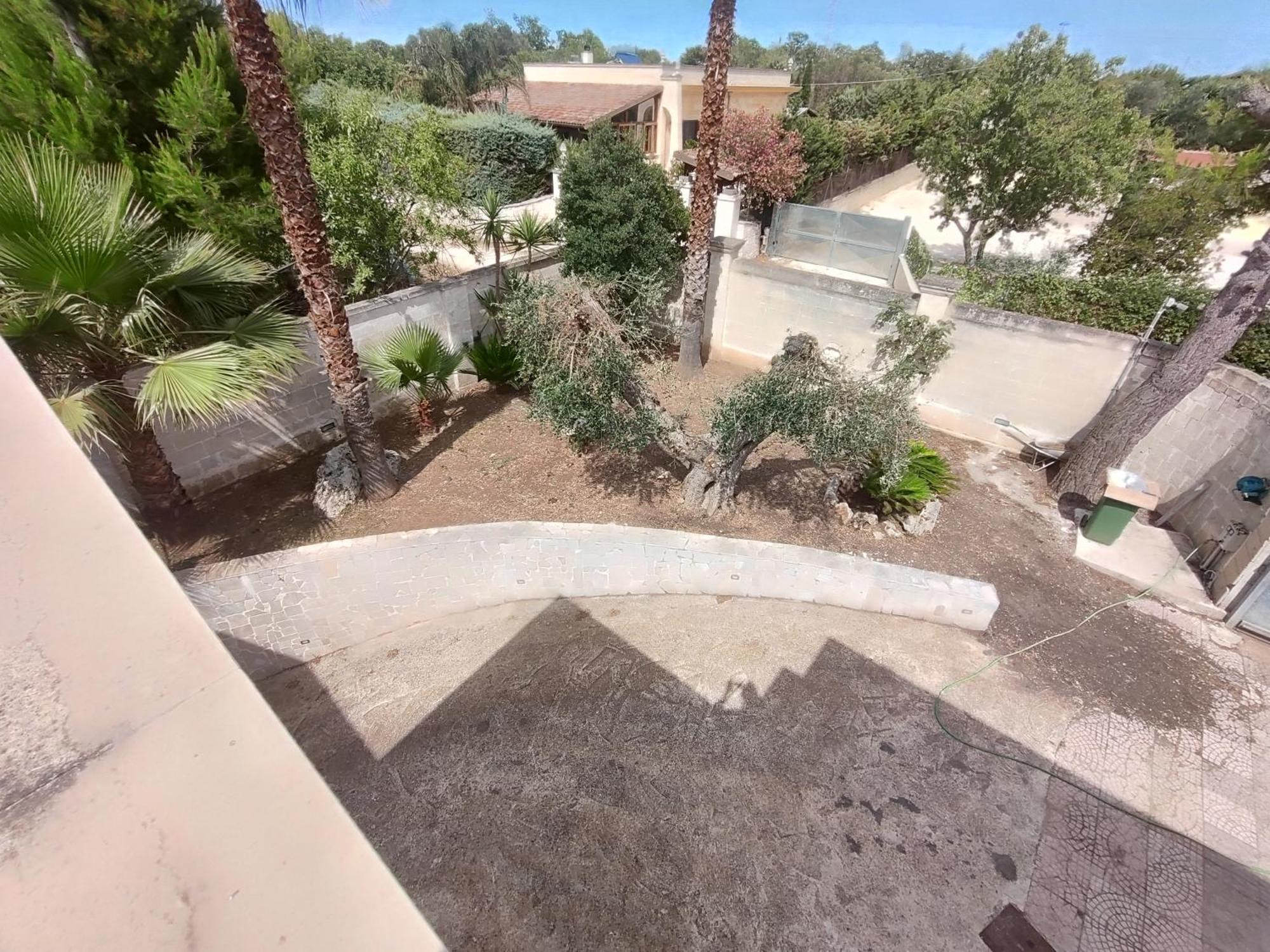Villa Con Piscina Aria Di Sole Francavilla Fontana Exterior foto